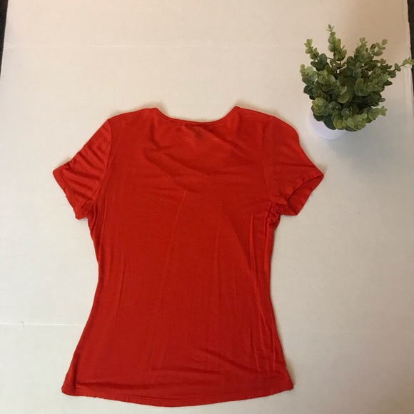 Bright Orange Criss-Cross V-Neck Tee 😍 - Picture 3 of 4